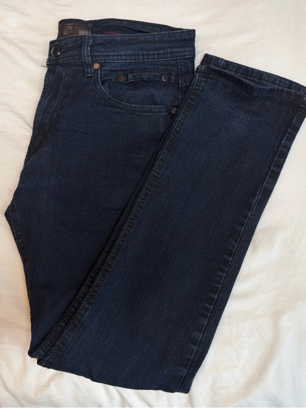Men's slim straight Jeans in Dark Indigo Blue